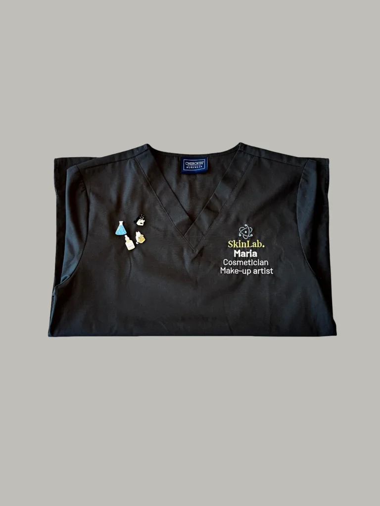 tunica-cosmetician-mua-personalizata-broderie